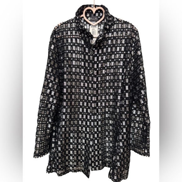 Damee Tops - DAMEE CHECKERED BUTTON UP BLOUSE NWT